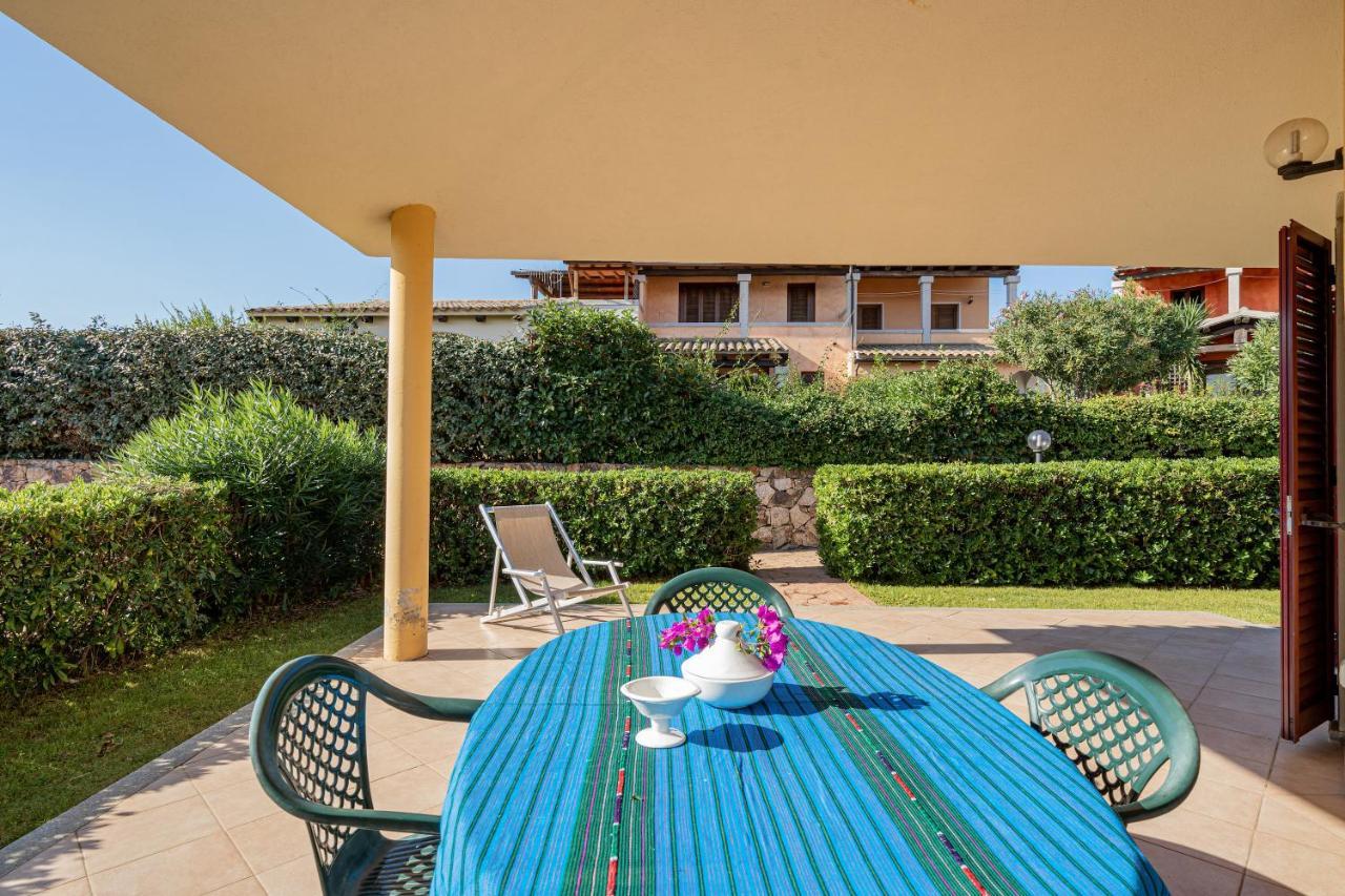 Apartments In Residence With Swimming Pool In Cala Girgolu Monte Petrosu Exterior foto